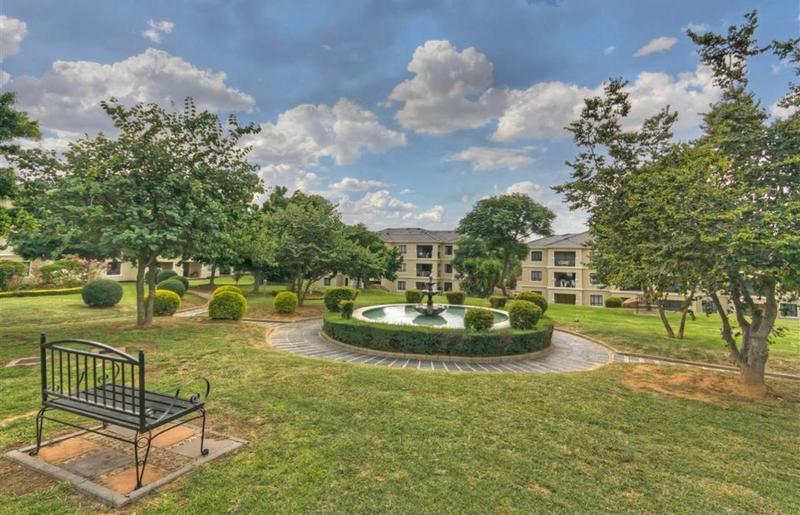 2 Bedroom Property for Sale in Broadacres Gauteng