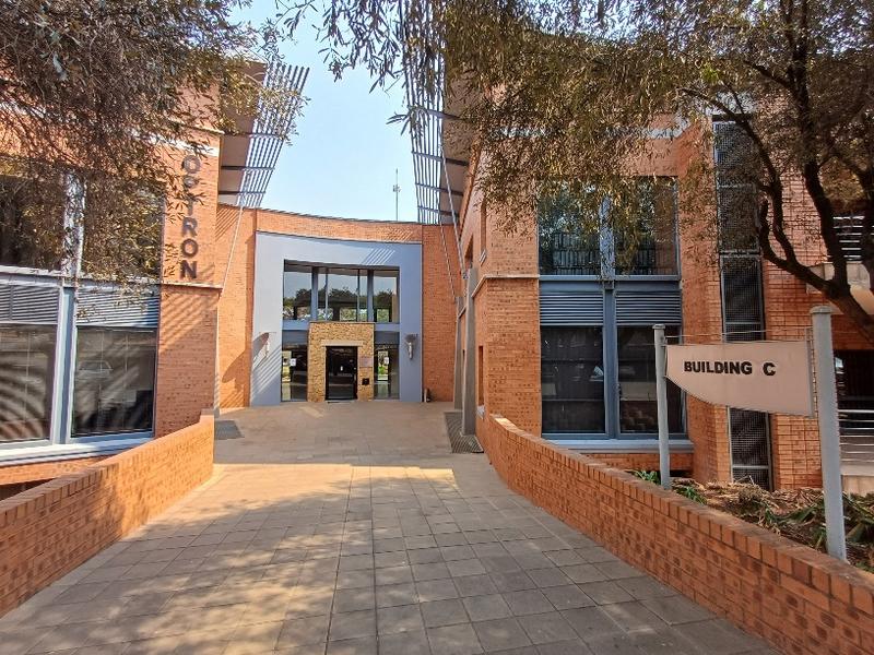 To Let commercial Property for Rent in Die Hoewes Gauteng