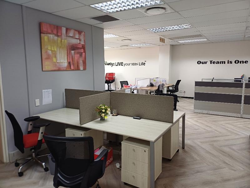 To Let commercial Property for Rent in Die Hoewes Gauteng