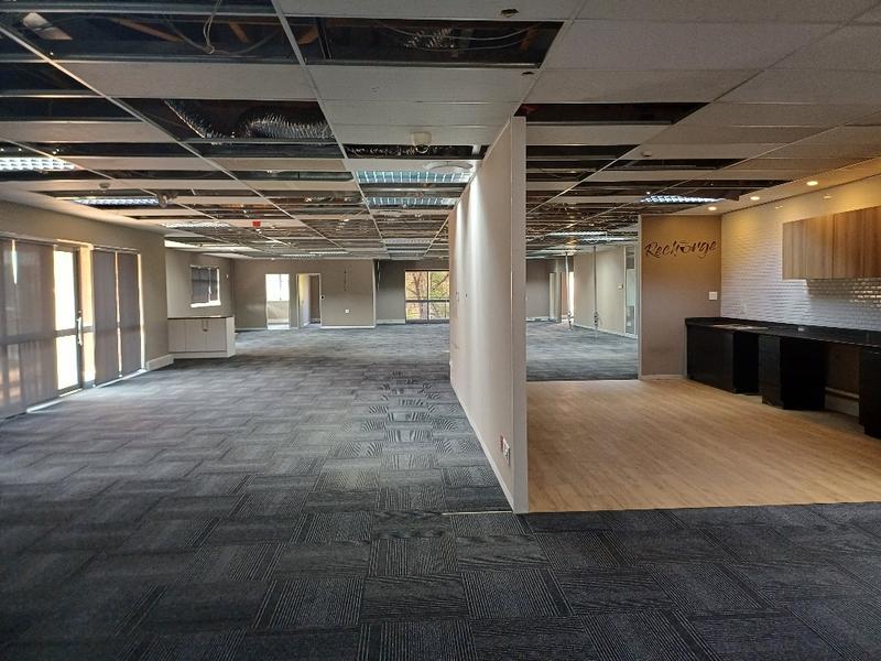 To Let commercial Property for Rent in Die Hoewes Gauteng