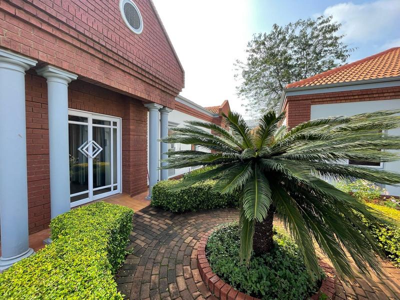 Commercial Property for Sale in Die Hoewes Gauteng