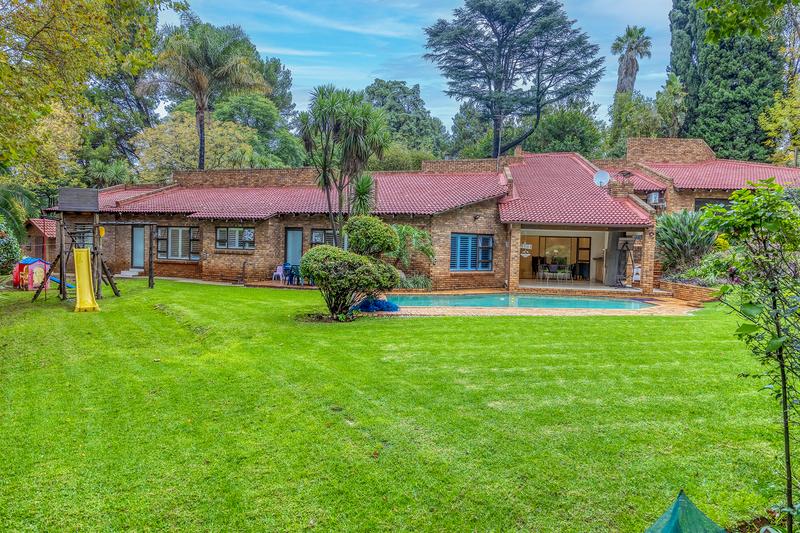 5 Bedroom Property for Sale in Houghton Estate Gauteng