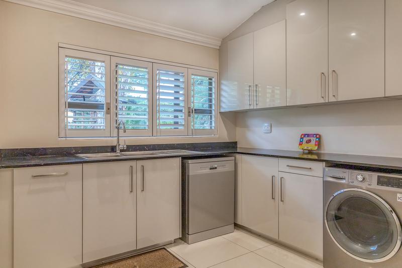 5 Bedroom Property for Sale in Houghton Estate Gauteng