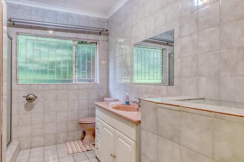 5 Bedroom Property for Sale in Houghton Estate Gauteng