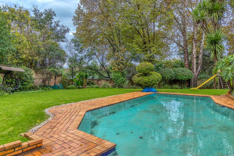 5 Bedroom Property for Sale in Houghton Estate Gauteng