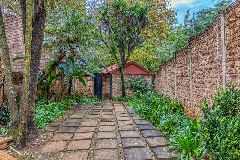 5 Bedroom Property for Sale in Houghton Estate Gauteng