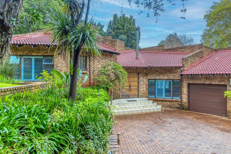 5 Bedroom Property for Sale in Houghton Estate Gauteng