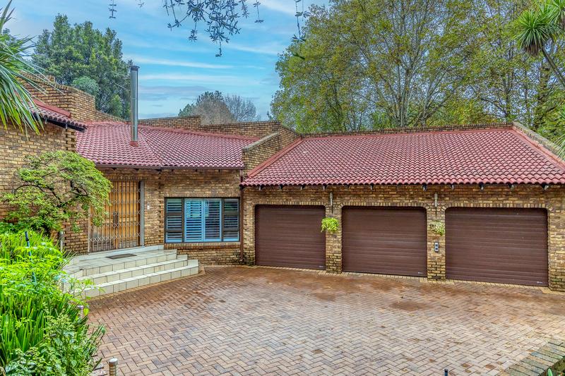 5 Bedroom Property for Sale in Houghton Estate Gauteng