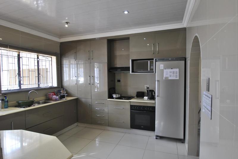 4 Bedroom Property for Sale in Zakariyya Park Gauteng