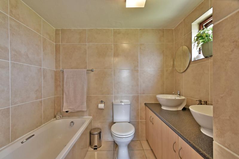 3 Bedroom Property for Sale in Ferndale Gauteng