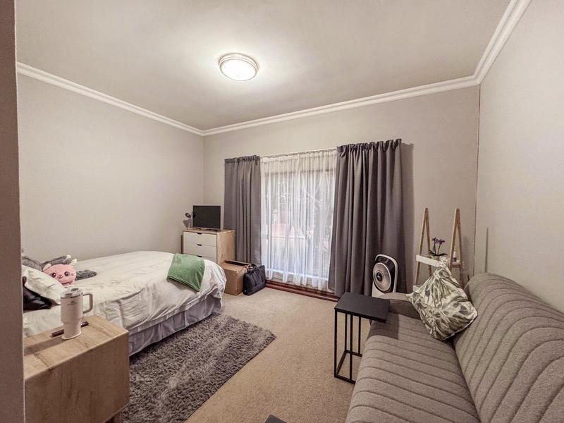 5 Bedroom Property for Sale in Midstream Estate Gauteng