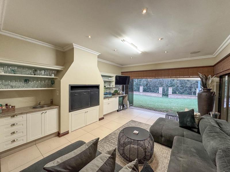 5 Bedroom Property for Sale in Midstream Estate Gauteng