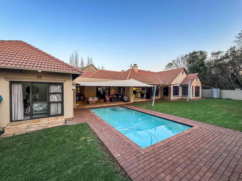 5 Bedroom Property for Sale in Midstream Estate Gauteng