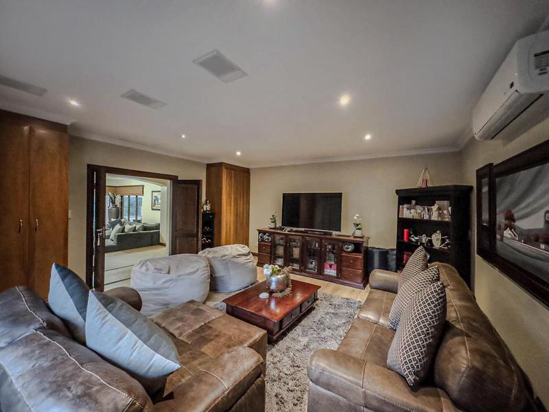 5 Bedroom Property for Sale in Midstream Estate Gauteng
