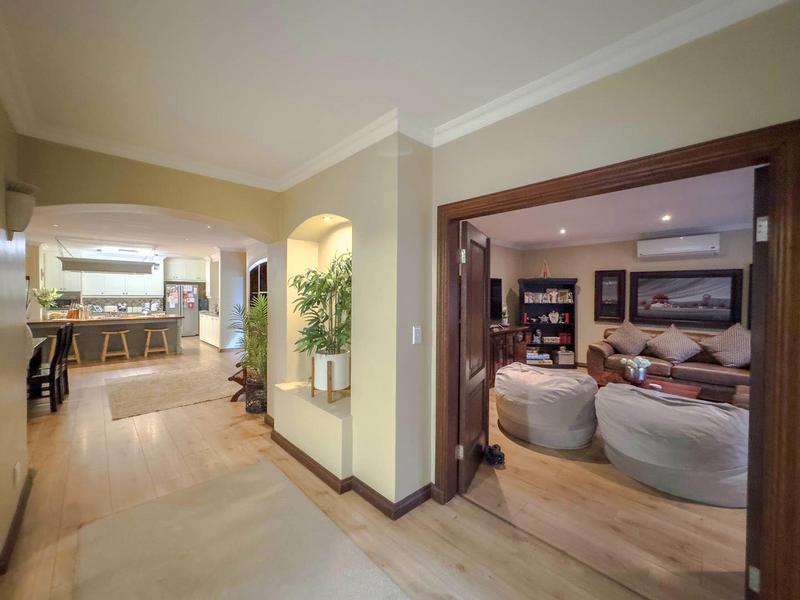 5 Bedroom Property for Sale in Midstream Estate Gauteng