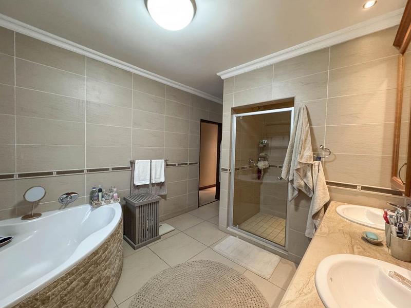 5 Bedroom Property for Sale in Midstream Estate Gauteng