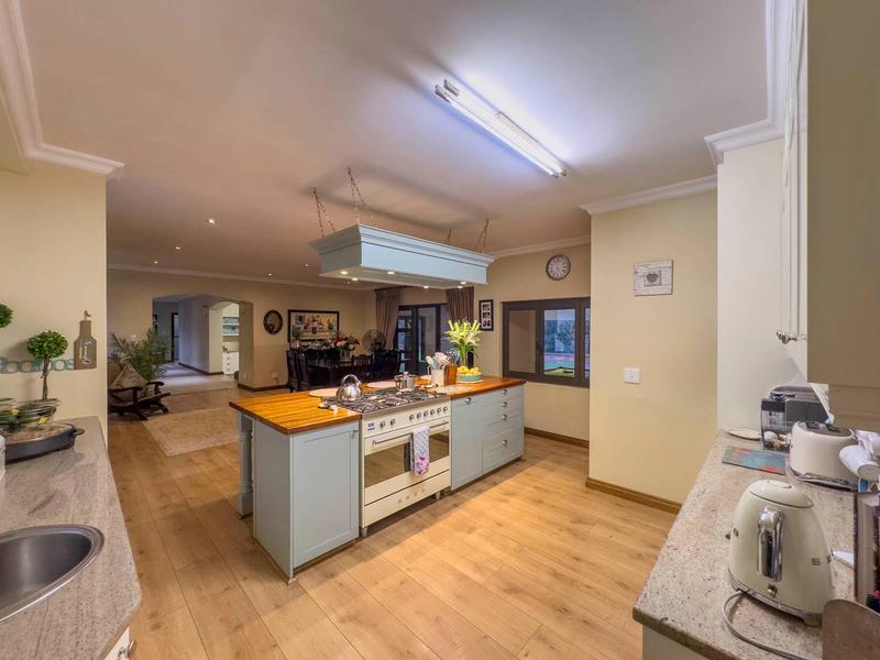 5 Bedroom Property for Sale in Midstream Estate Gauteng