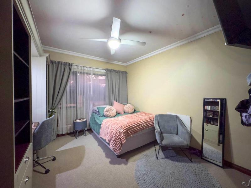 5 Bedroom Property for Sale in Midstream Estate Gauteng