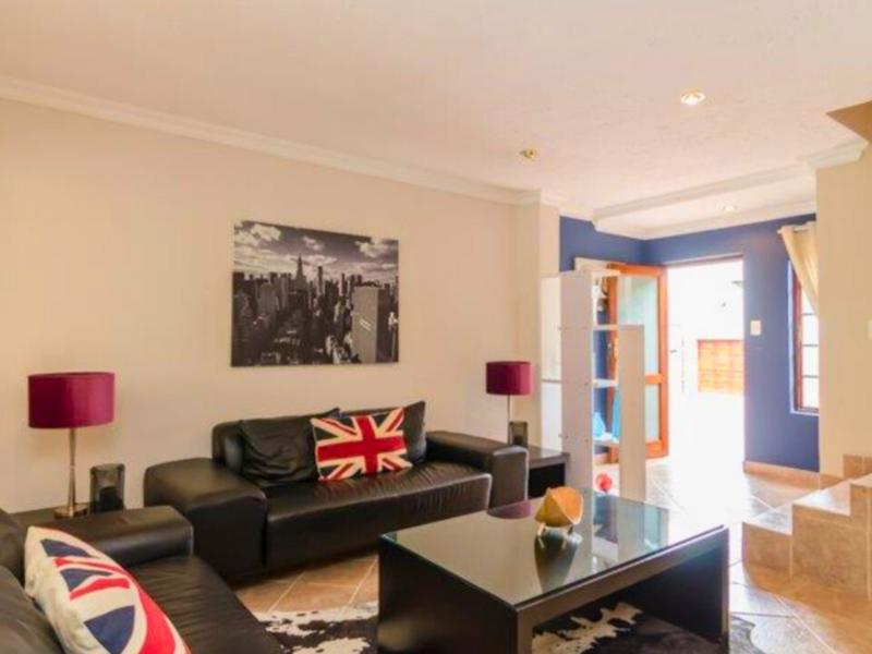 To Let 3 Bedroom Property for Rent in Blue Gill Estate Gauteng