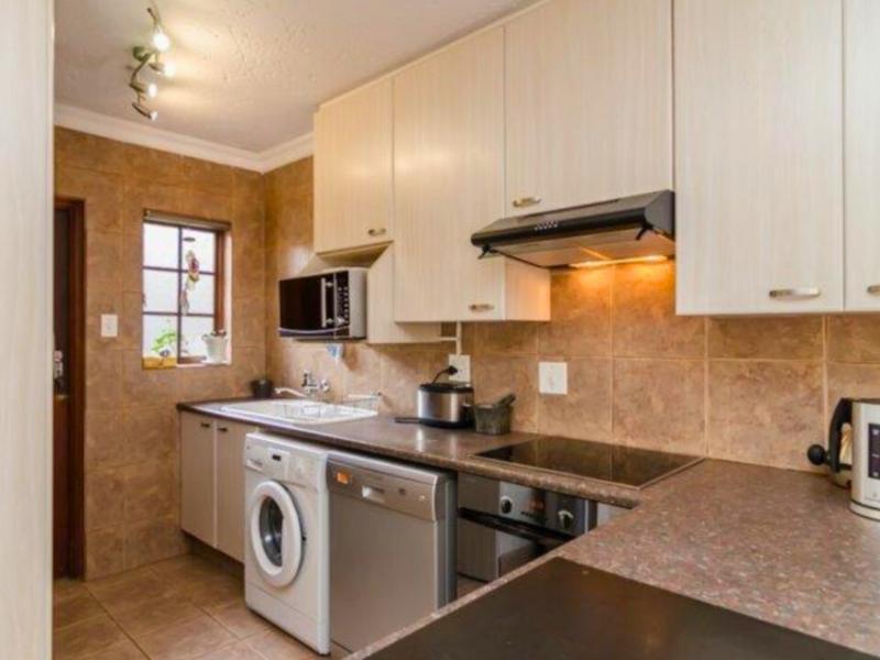 To Let 3 Bedroom Property for Rent in Blue Gill Estate Gauteng
