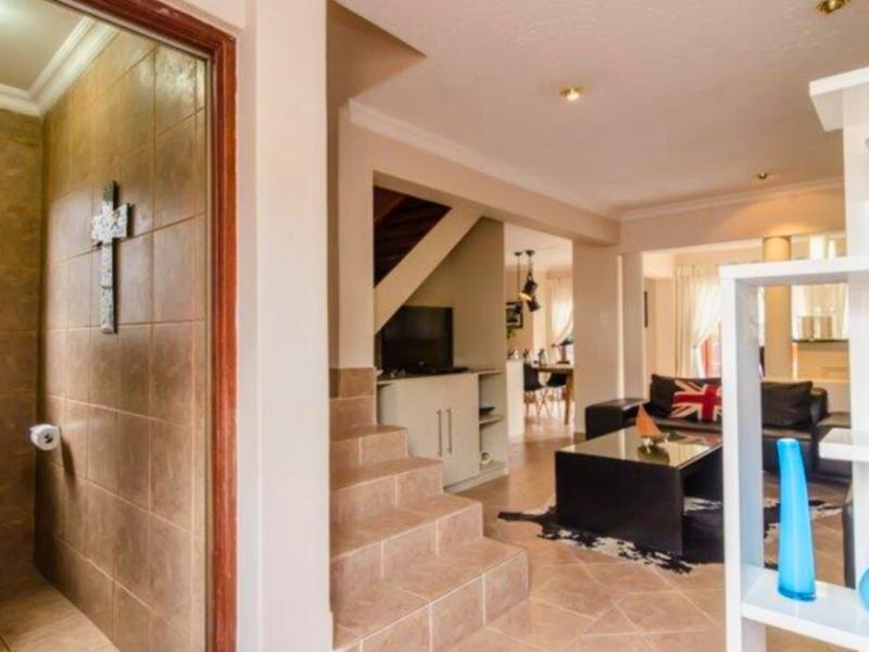 To Let 3 Bedroom Property for Rent in Blue Gill Estate Gauteng
