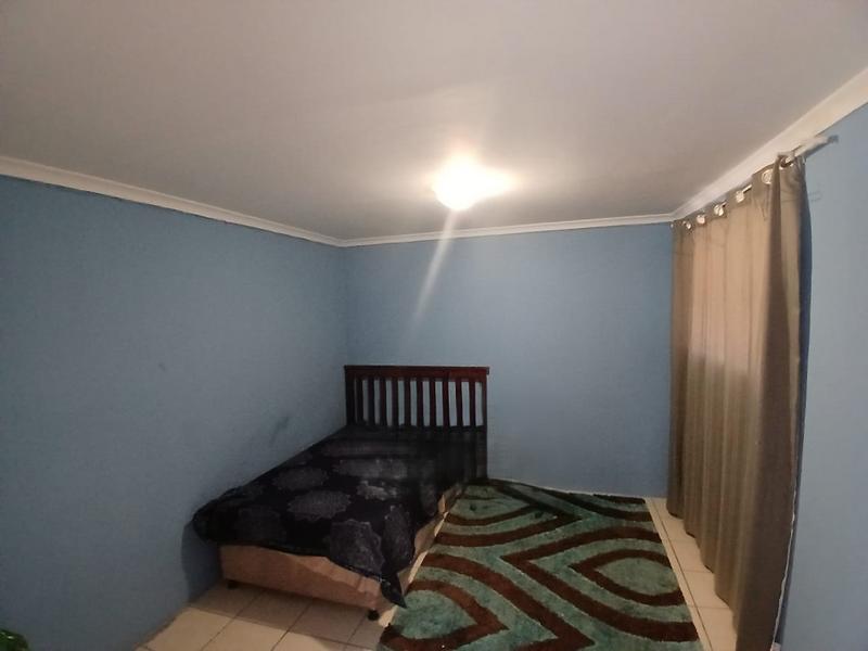 4 Bedroom Property for Sale in Mondeor Gauteng