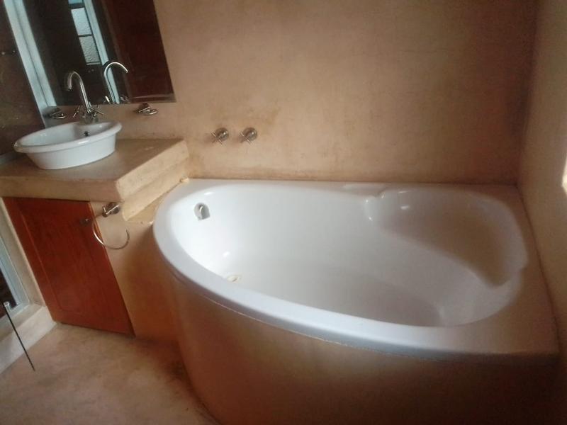 2 Bedroom Property for Sale in Killarney Gauteng