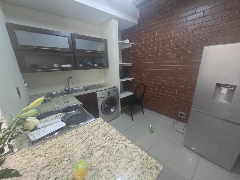 To Let 1 Bedroom Property for Rent in Braamfontein Gauteng