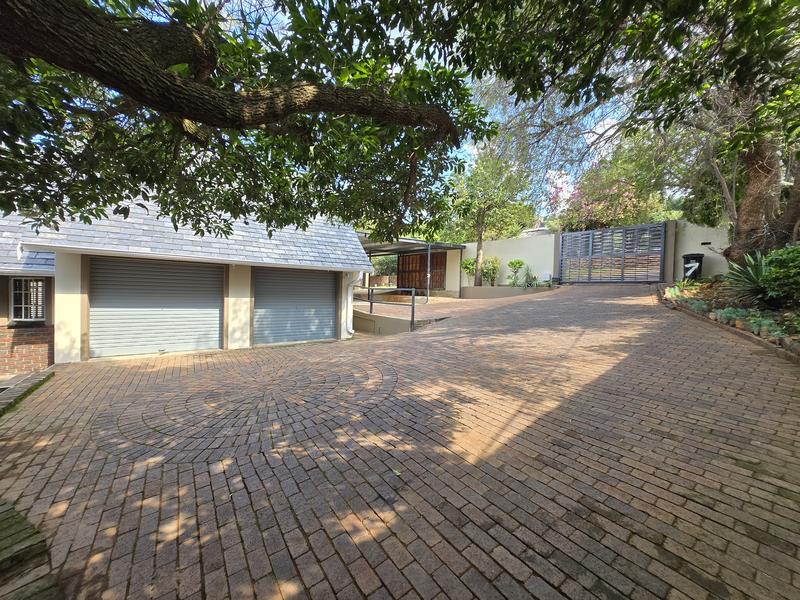 To Let 4 Bedroom Property for Rent in Weltevreden Park Gauteng
