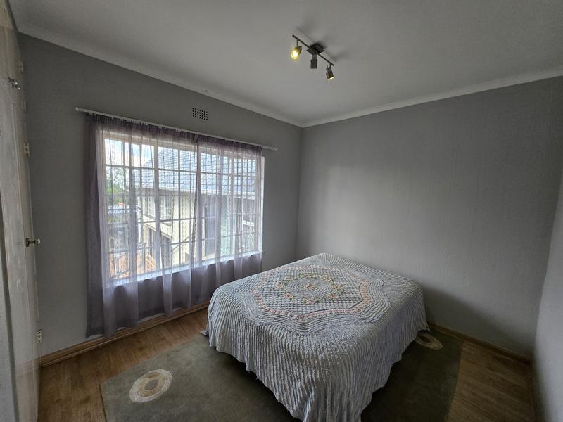 To Let 4 Bedroom Property for Rent in Weltevreden Park Gauteng
