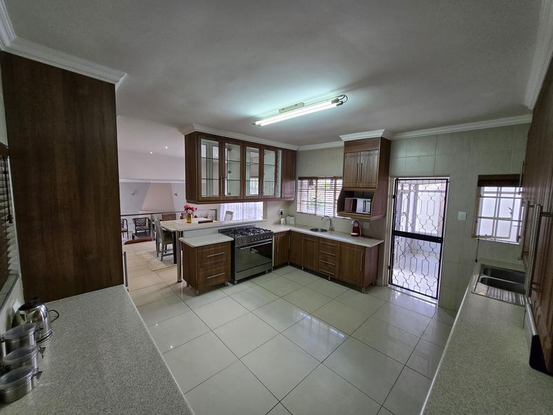 To Let 4 Bedroom Property for Rent in Weltevreden Park Gauteng