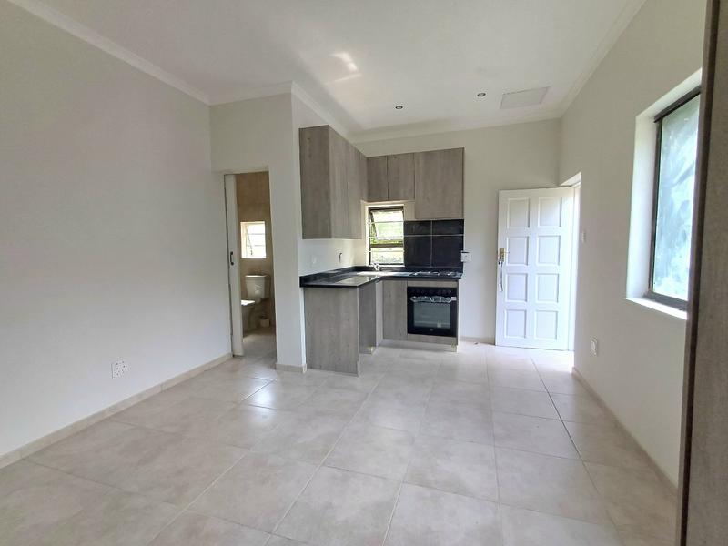 To Let 1 Bedroom Property for Rent in Glen Austin Gauteng