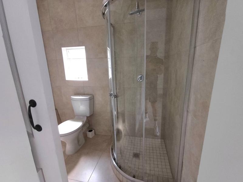 To Let 1 Bedroom Property for Rent in Glen Austin Gauteng