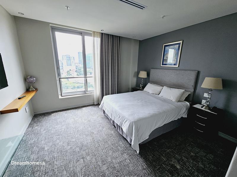 To Let 2 Bedroom Property for Rent in Sandton Central Gauteng