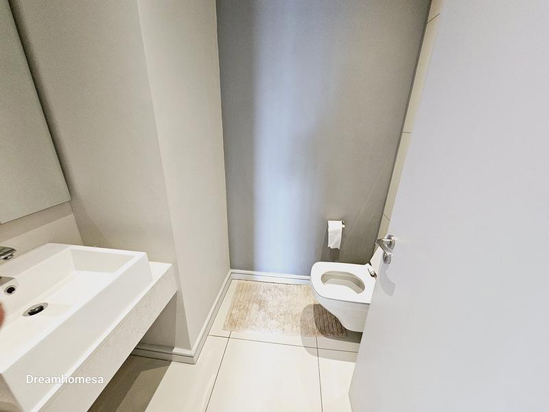 To Let 2 Bedroom Property for Rent in Sandton Central Gauteng
