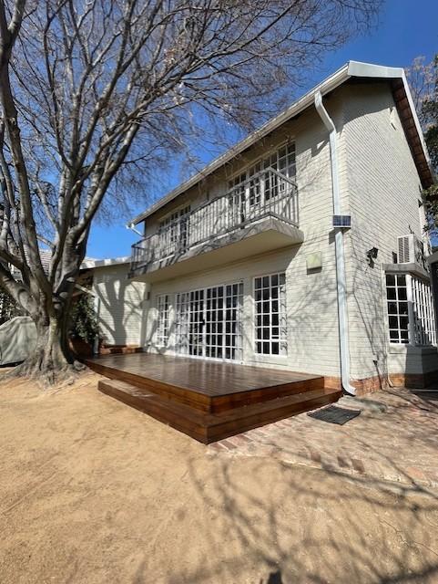 To Let 2 Bedroom Property for Rent in Bryanston Gauteng