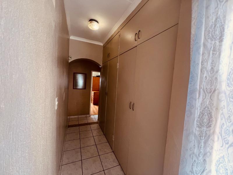3 Bedroom Property for Sale in Ninapark Gauteng
