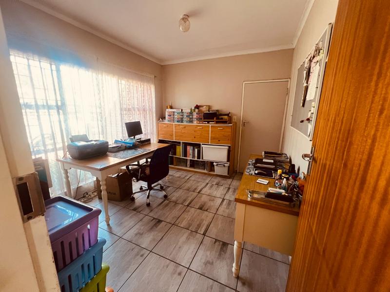 3 Bedroom Property for Sale in Ninapark Gauteng