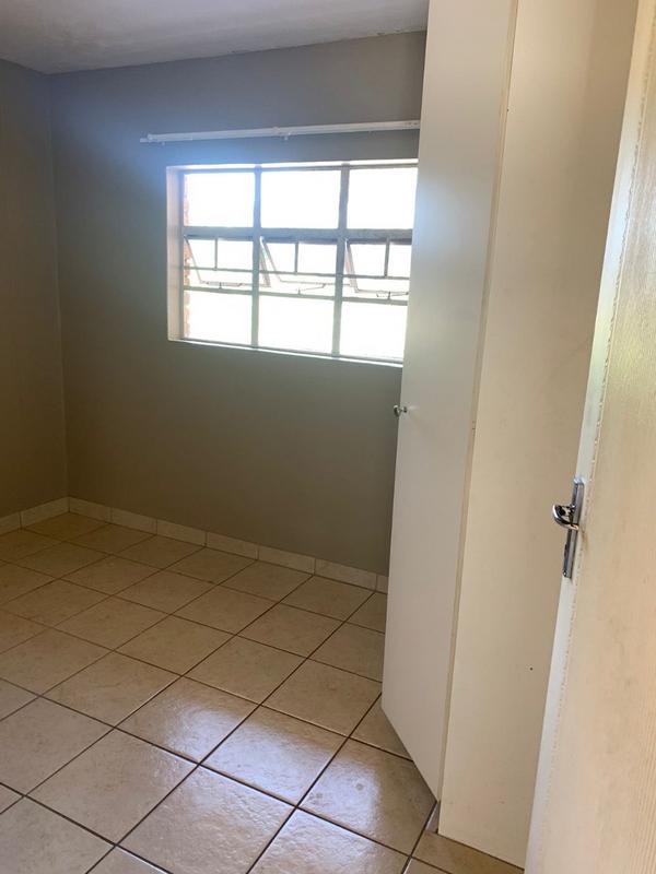 2 Bedroom Property for Sale in Akasia Gauteng