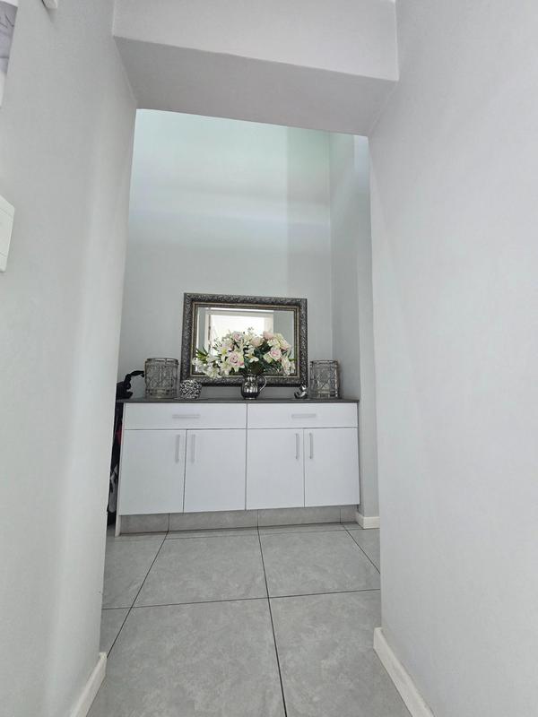 2 Bedroom Property for Sale in Retire at Midstream Gauteng