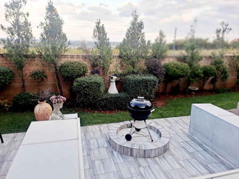 2 Bedroom Property for Sale in Retire at Midstream Gauteng