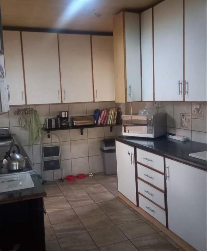 4 Bedroom Property for Sale in South Crest Gauteng