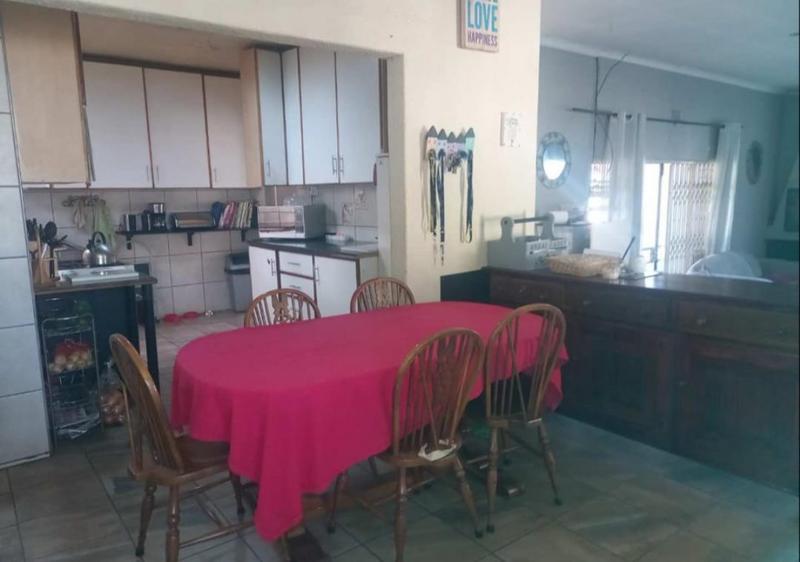 4 Bedroom Property for Sale in South Crest Gauteng