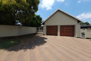 3 Bedroom Property for Sale in Verwoerdpark Gauteng