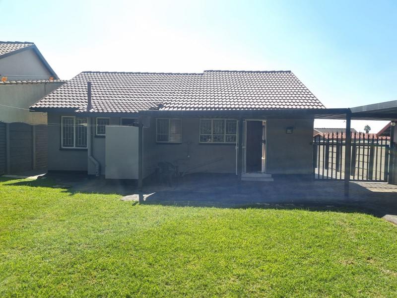 3 Bedroom Property for Sale in Tulisa Park Gauteng