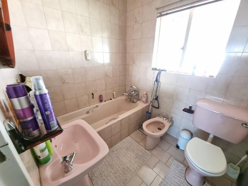 4 Bedroom Property for Sale in Tulisa Park Gauteng