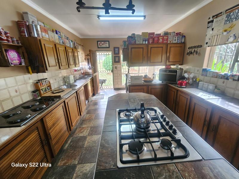 4 Bedroom Property for Sale in Gardenvale A H Gauteng