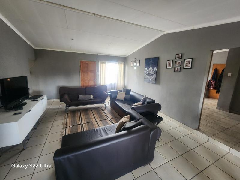 4 Bedroom Property for Sale in Gardenvale A H Gauteng