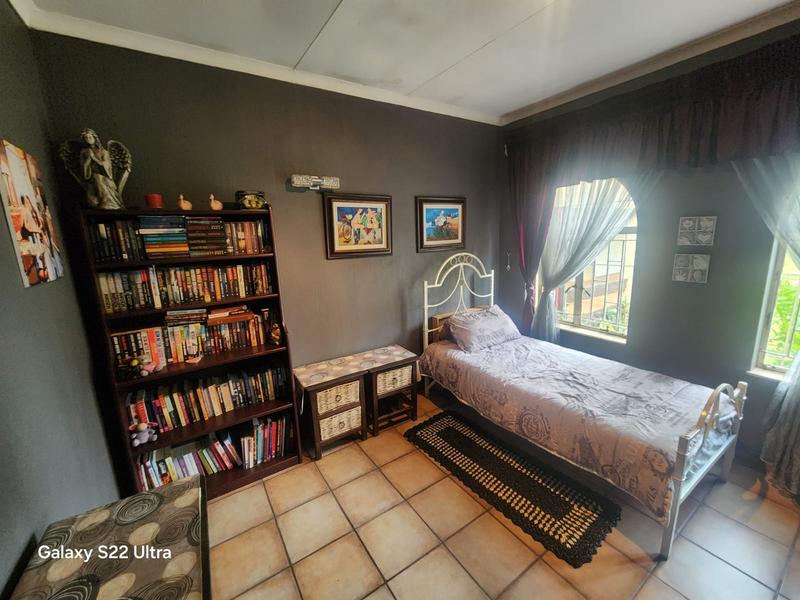 4 Bedroom Property for Sale in Gardenvale A H Gauteng