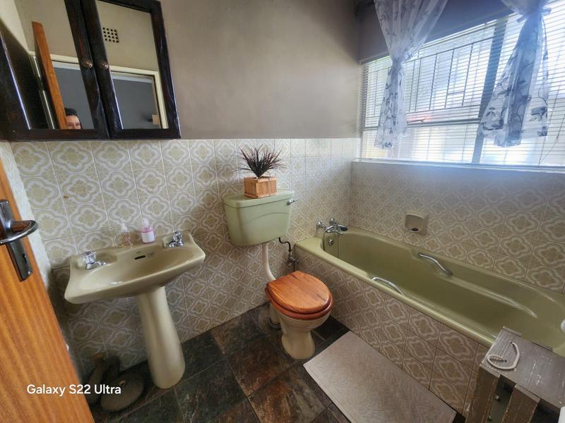 4 Bedroom Property for Sale in Gardenvale A H Gauteng